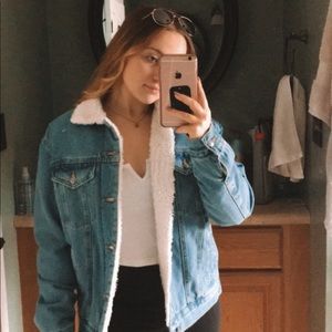 Meet your Posher, Leah